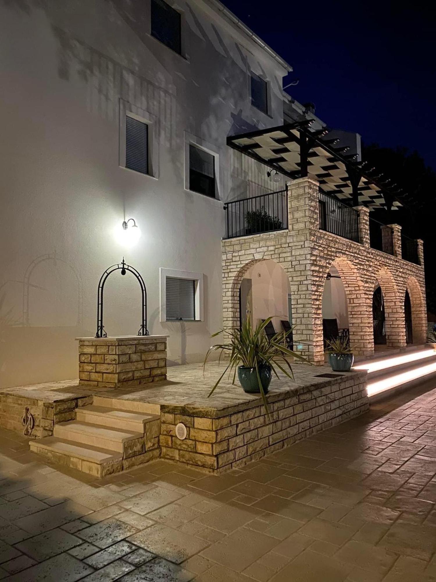 Villa Jalan Vrsi Exterior foto